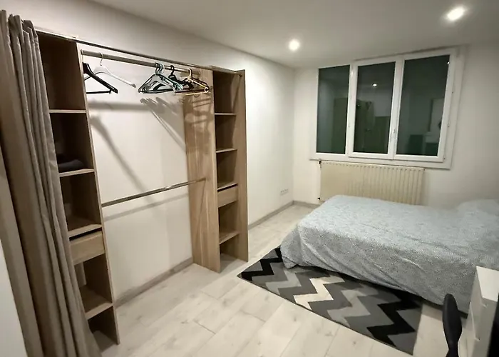 Διαμέρισμα T4 Avec Parking Privee Et Balcon !